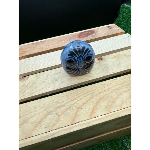 Vintage Tonalá Mexican Folk Art Owl-Hand-Painted Ceramic Pottery, 3.5" - Picture 4 of 9